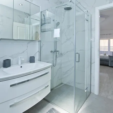 Divkovic 公寓 赫瓦尔