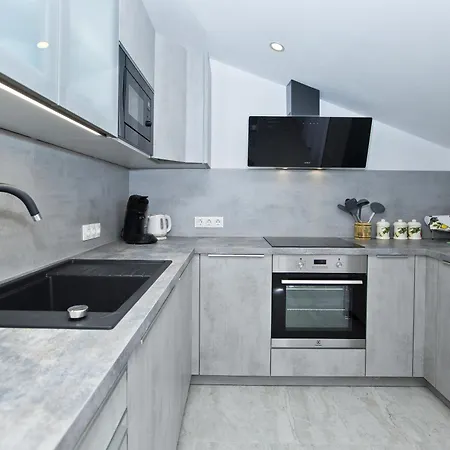 Divkovic Apartment Hvar Town